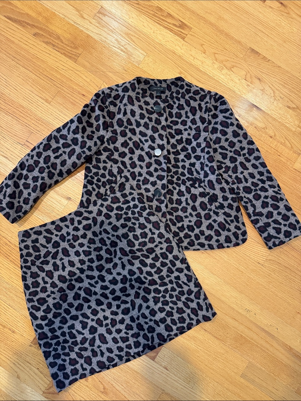 Ann Taylor Leopard Print Wool Blend Jacket & Skirt Set Medium 10